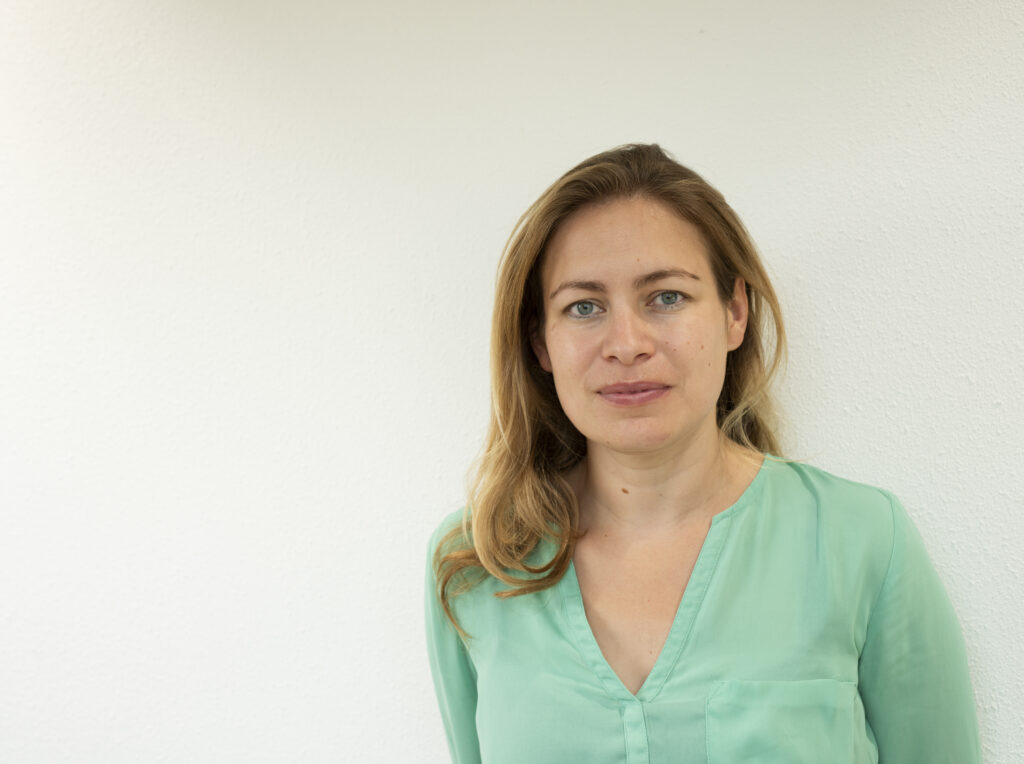 Hillie Aaldering, Dr.